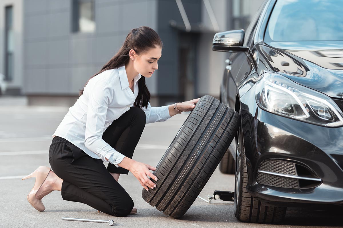 emergency-flat-tire-change-service-minneapolis